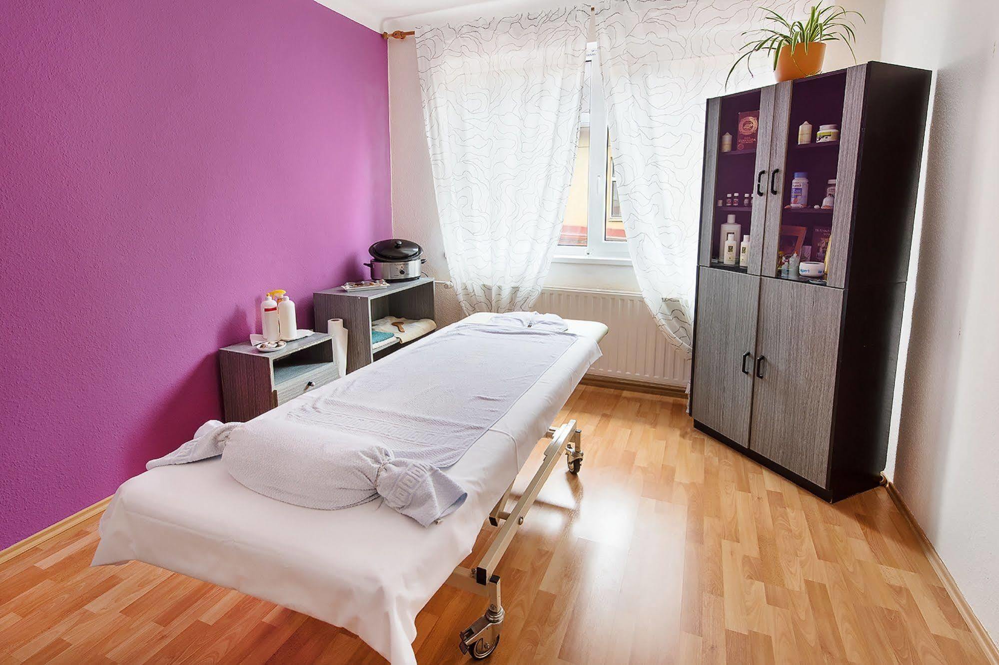 Hotel Zatisi Františkovy Lázně Extérieur photo