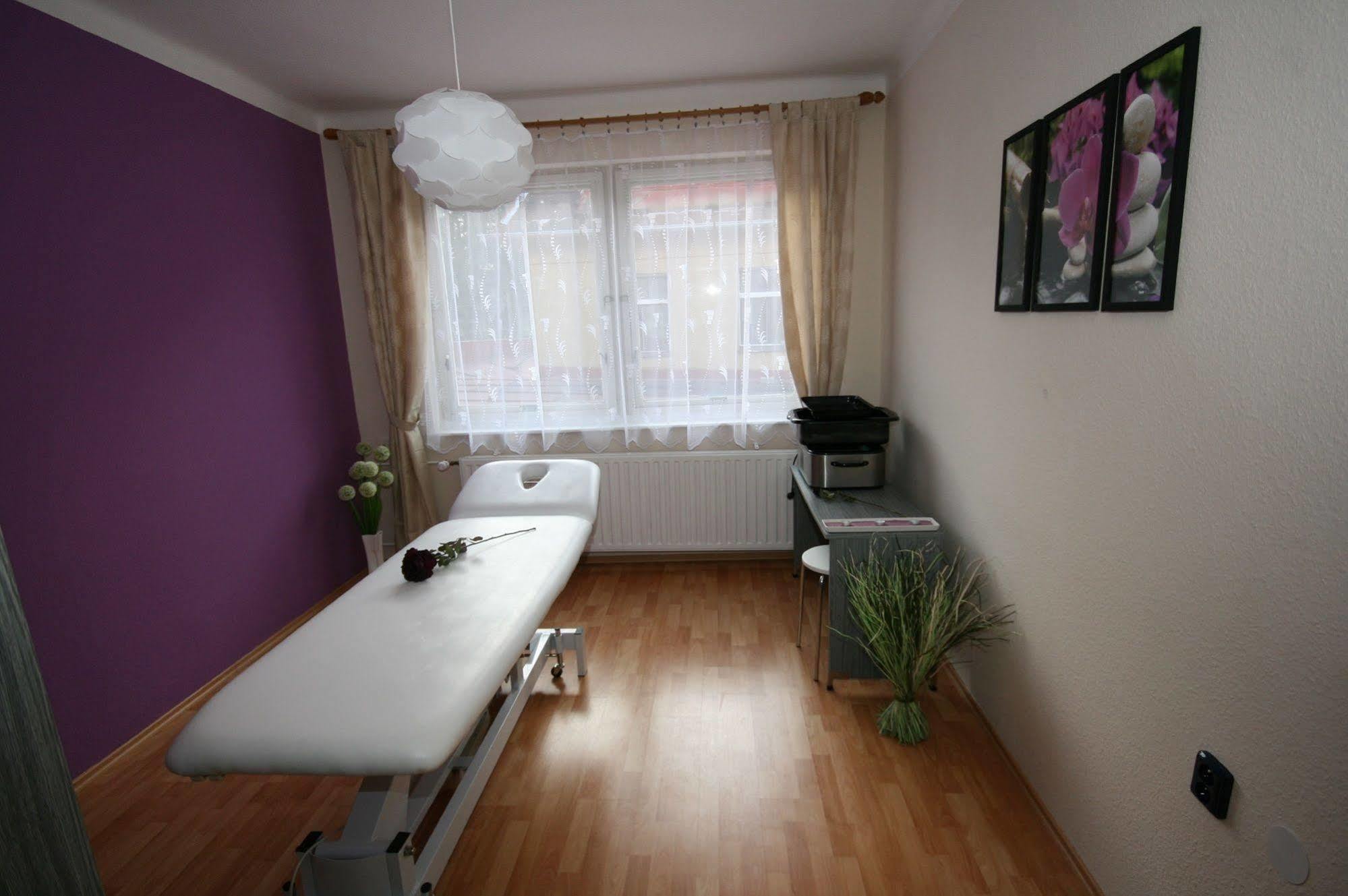 Hotel Zatisi Františkovy Lázně Extérieur photo